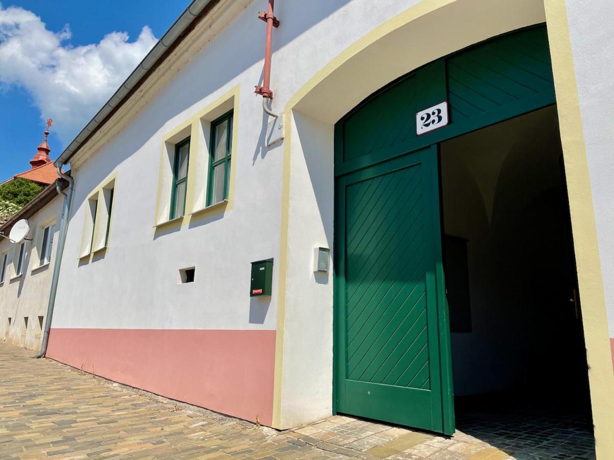 Bezauberndes Gaestehaus In Satov Exterior photo